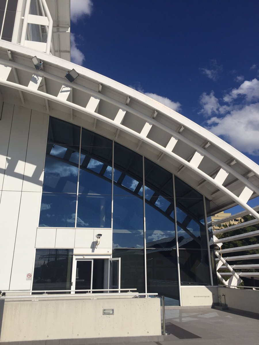 sol_pandiella's tweet photo. @dius_au awesome venue for our hackday today in Sydney #hackdayDius https://t.co/s48UsGNOlg