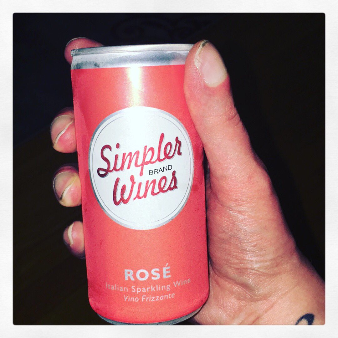 taysemicolon's tweet photo. He's a little guy. #winewednesday #wineinacan #rosé grab a 4 pack at #traderjoes today. @StephSForrer #simplerwines https://t.co/OwXjozyIOx