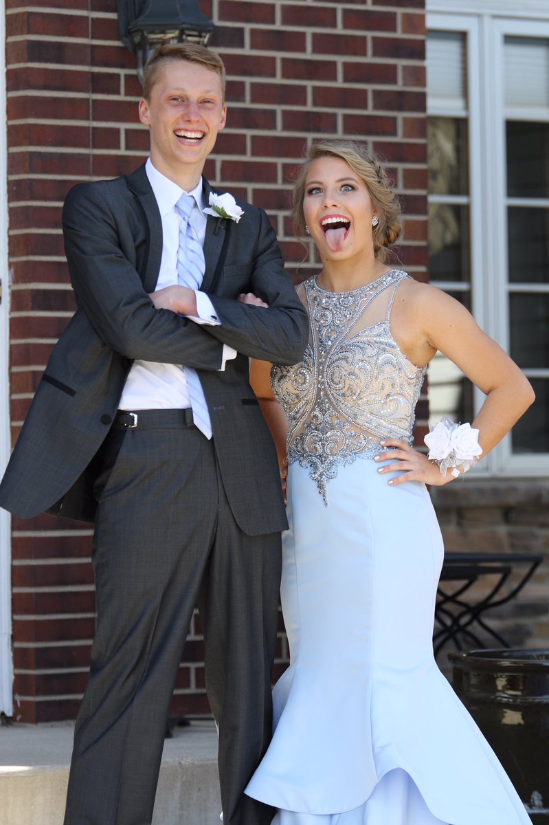 parkerbadding's tweet photo. happy bday s/o to the best prom date!! hope your day was spectacular!!! :)) https://t.co/lWm1ZGcxj1