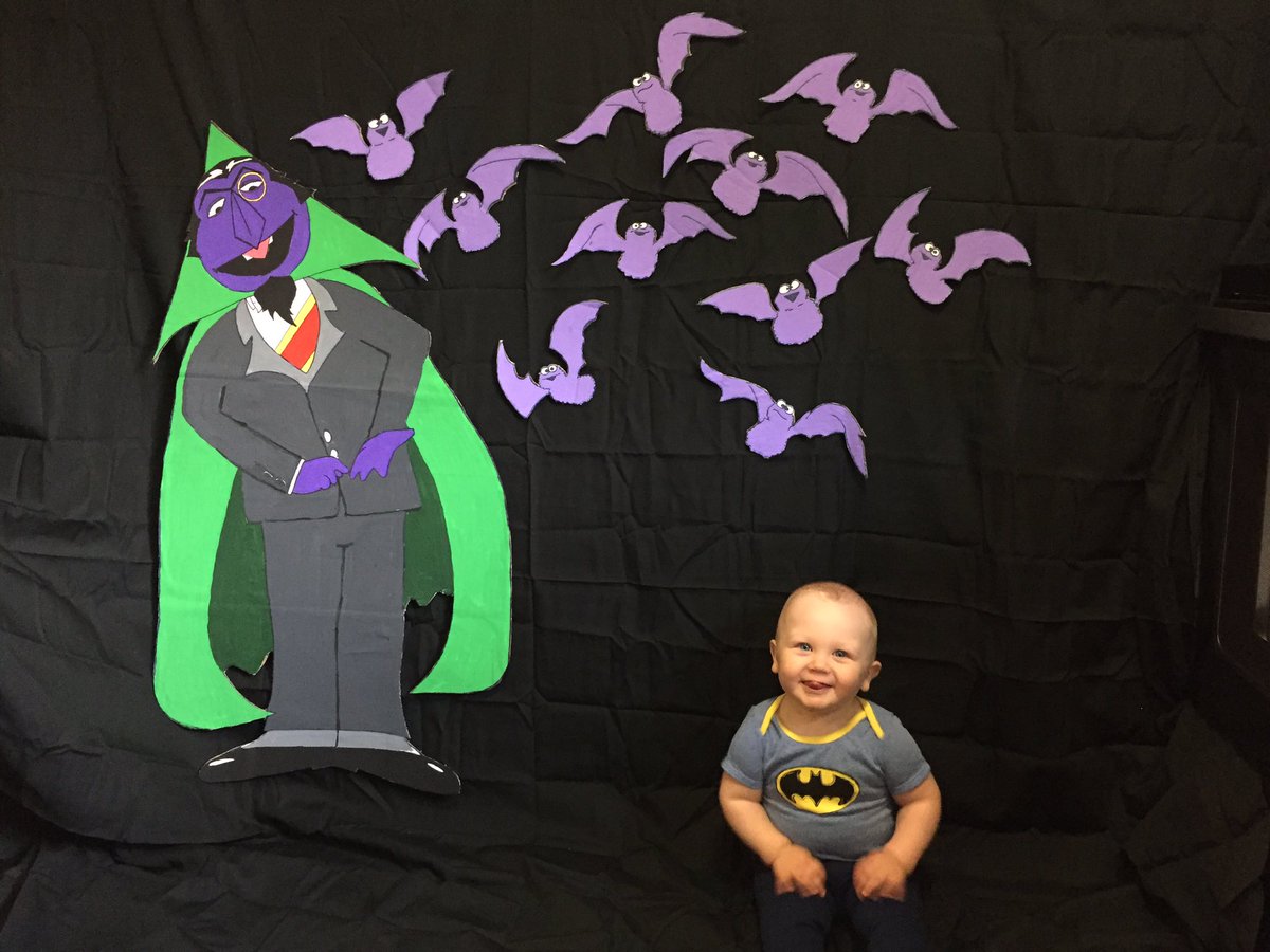 Jam_Master_J_'s tweet photo. @sesamestreet  thanks for being the inspiration behind my son's 11 month photo! https://t.co/XsSPKHYvlo