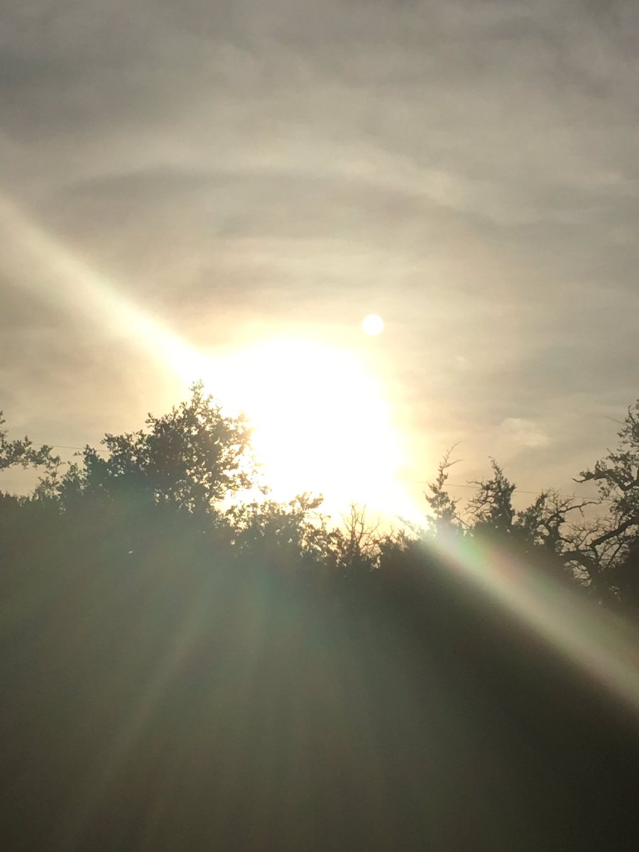 _TheAI_'s tweet photo. @MarkDohner #butthatsunsetdoe #ButThatSunsetTho #butthatsunsetthough https://t.co/9rtFiucI2b