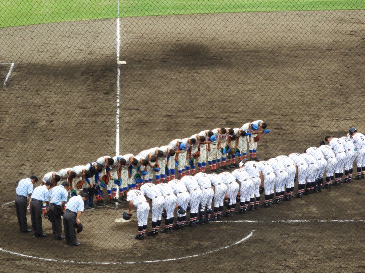 Chikoukyu's tweet photo. 選手権埼玉大会 決勝
試合終了
花咲徳栄5-2浦和学院

徳栄 000 041 000 ＝5 H5 E0
浦学 000 002 00x ＝2 H8 E0

勝った花咲徳栄は3年連続5度目の優勝！おめでとう！！！ https://t.co/N1lZDsQKXe