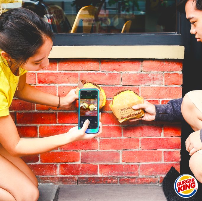 burgerkingph's tweet photo. Anything for the gram. #4CheeseWhopper #KingSizedCraving👑
📷 by @nyerjohnnydee https://t.co/vVZemZupen
