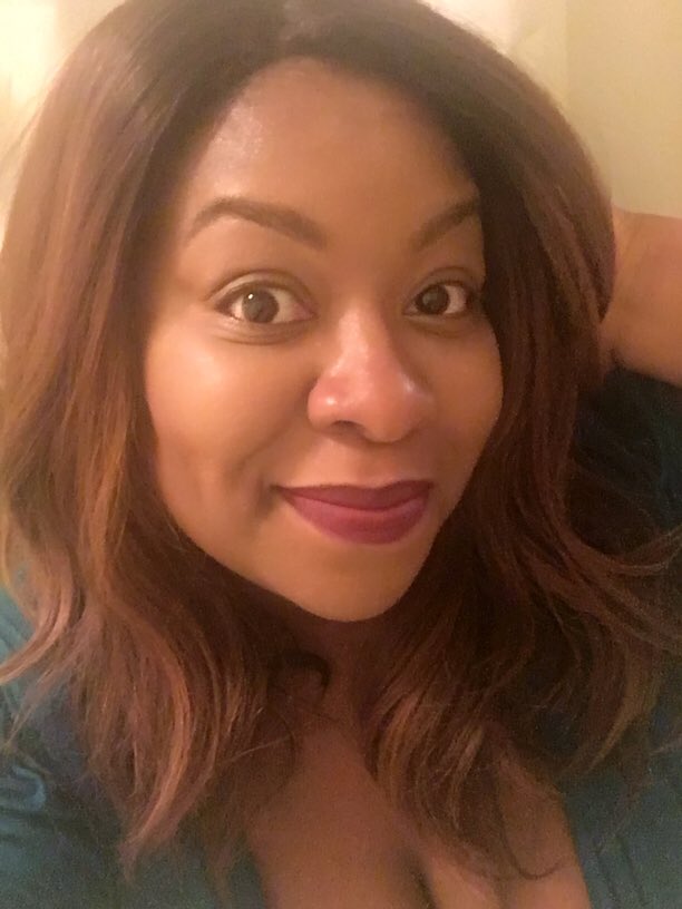 RuweEva's tweet photo. Bright eyed with a bright future ❤️#becomingdateable #vocalist #beyoncewithabelly #comedian #talkshowhost https://t.co/NcqEYrTCqL