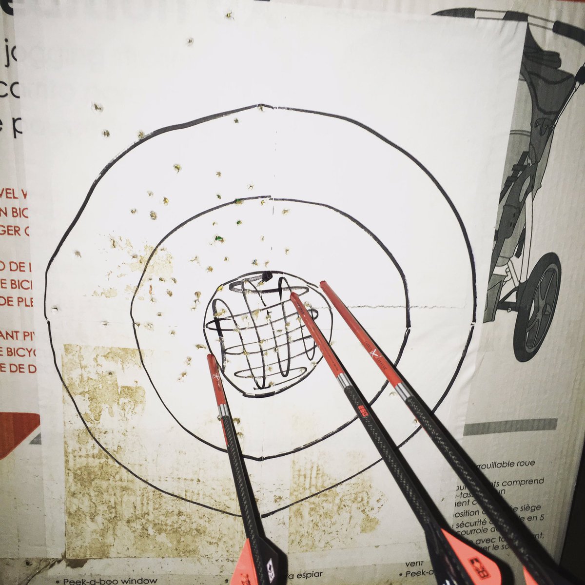 OnTrackOutdoors's tweet photo. Instinctive night shooting from 40 yds out. Pretty happy with that three shot group.#nomessdress #bowhunting #ontrackoutdoors #archeryelk https://t.co/6ojaDREhzv