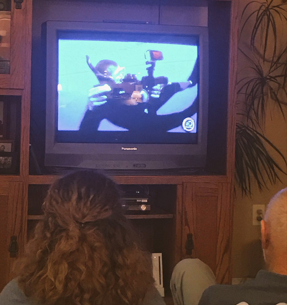 CourtneyKnauer9's tweet photo. Love supporting my lab, @heithauslab_fiu by watching @MikeHeithaus @jjkiszka and @nffarabaugh in #DevilSharks on #SharkWeek https://t.co/V4Kp2fLTLK
