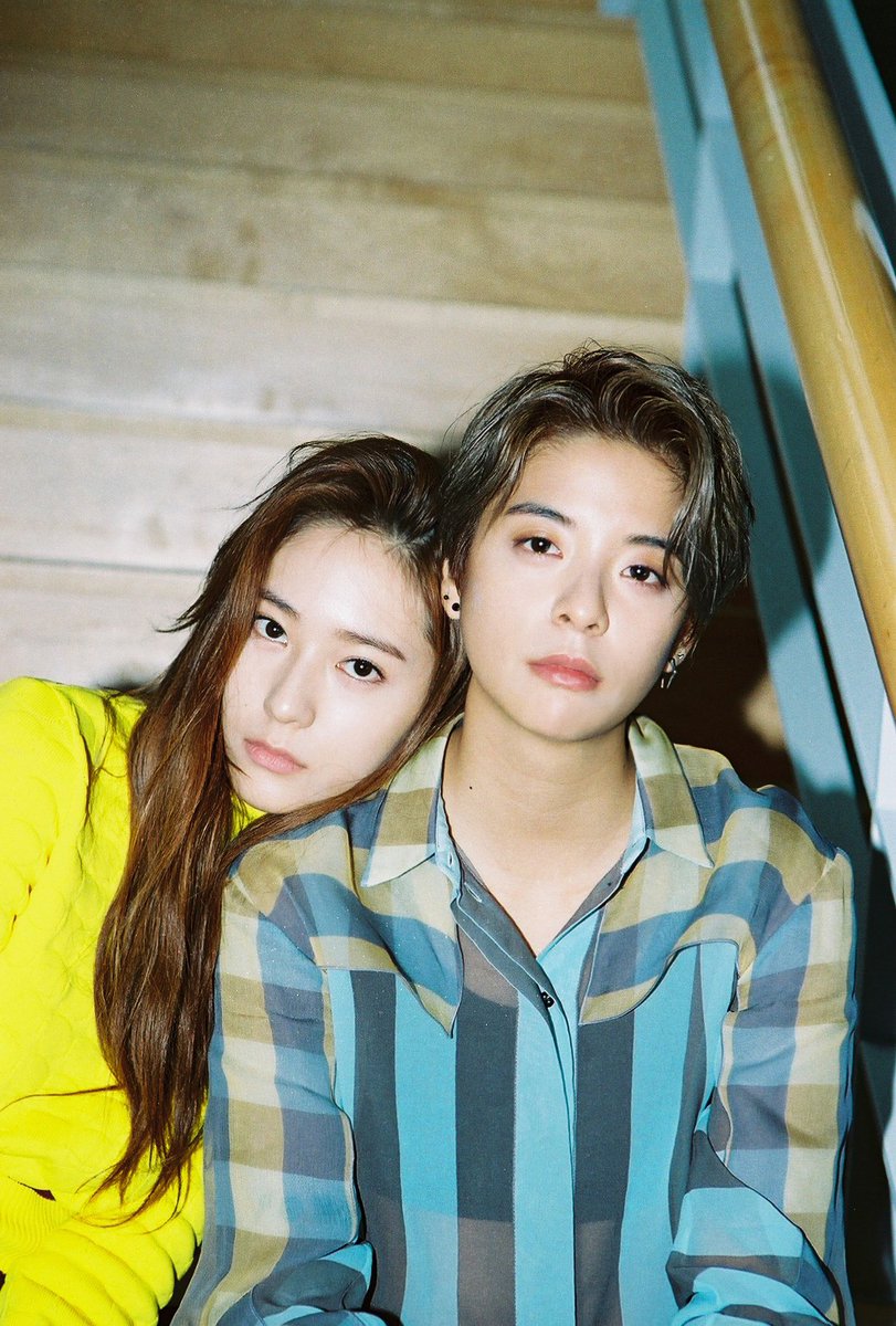에프엑스 쓸데없는 정보봇 tweet media