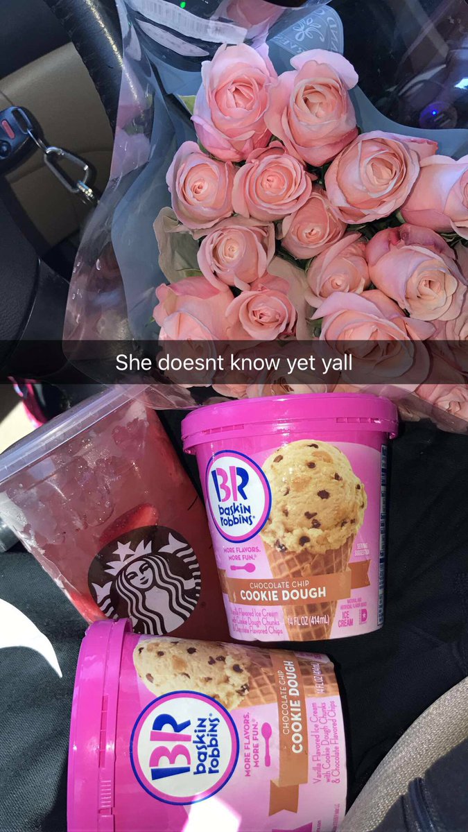 LsaJoel's tweet photo. Yall gotta remember the simplest things can make your girl happy https://t.co/29WfHMRvXK