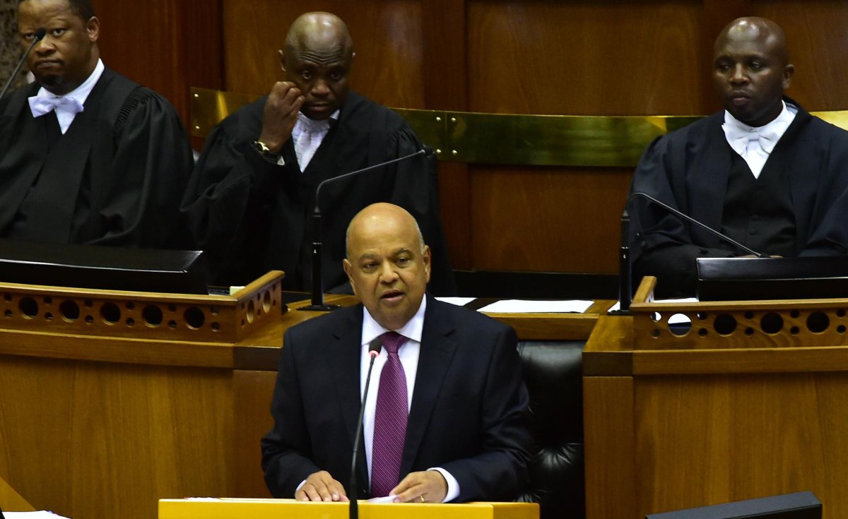 allafrica's tweet image. Students Call Ex-Finance Minister Gordhan a Sell-Out #UJLecture  allafrica.com/stories/201707… #SouthAfrica