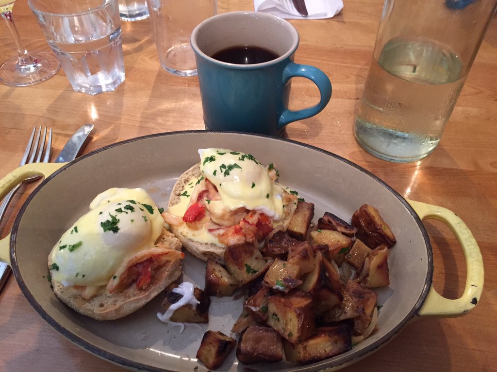 BrockMelnyk's tweet photo. @TheLukeMelnyk @Mallard_Cottage I think my lobster eggs Benny was even better! https://t.co/DTXGxYVf9U