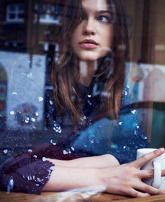 badpostcookson's tweet photo. Im in love with this girl https://t.co/vVyU4oqi4S