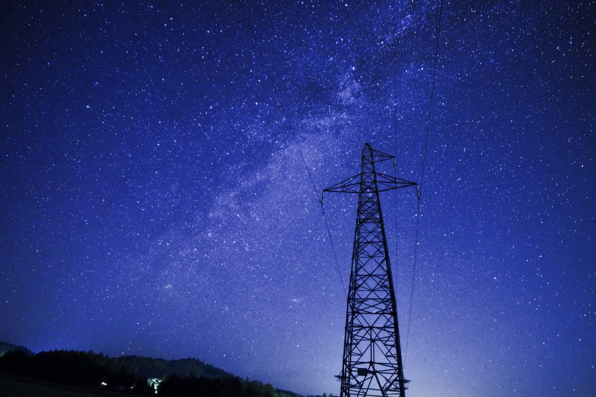 Takecha01_photo's tweet photo. 『Glittering stars』
昨日の星空フォト☺🌠
1枚目は通りかかった車のライトでゴーストまみれになったけど、自分的には好きな1枚。
流れ星もたくさん見れました👍

#寫眞倶楽部
#ファインダー越しの私の世界
#写真好きな人と繋がりたい
#photography
#星空 https://t.co/1bR1jW3K2e