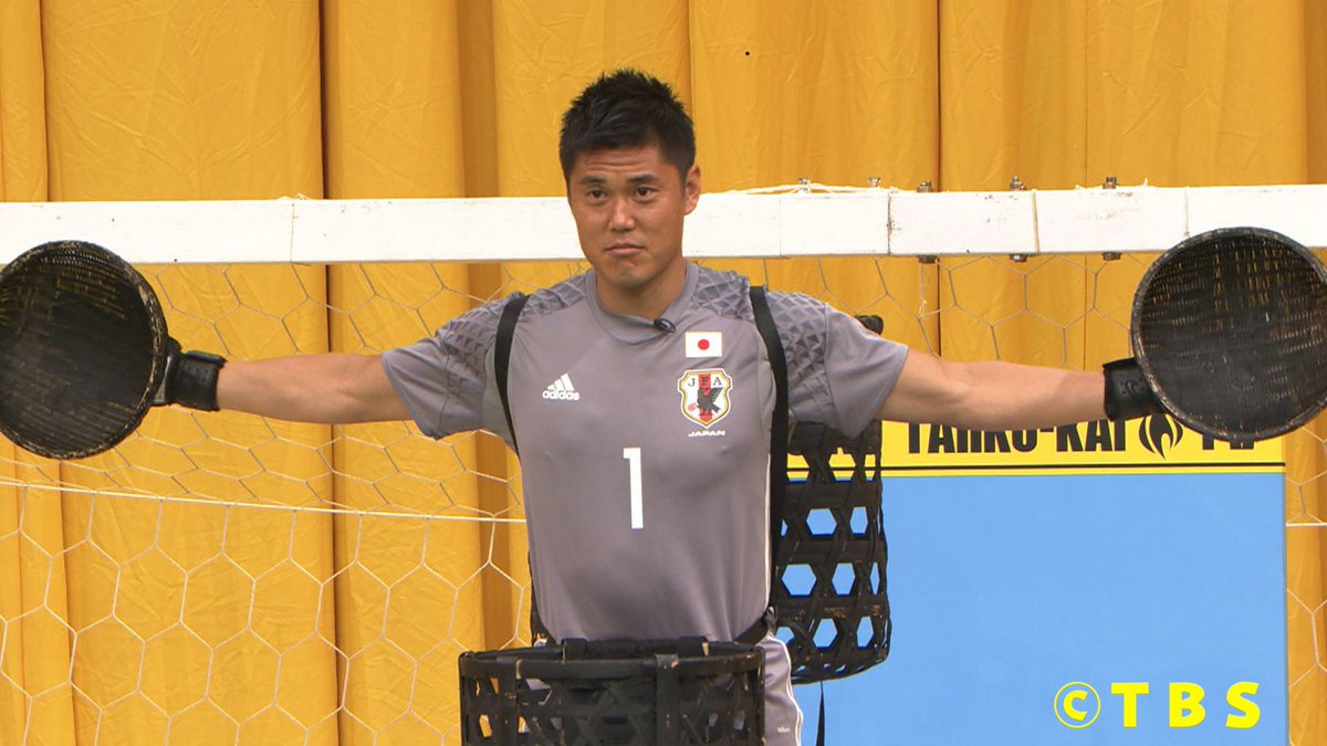 taiikukaitv's tweet photo. サッカー日本代表軍vs体育会TV軍がマジ激突！真面目そうな川島選手がまさかのド珍プレーにスタジオ総ツッコミ😊！サッカー歴8年の山﨑賢人さんも神パフォーマンス披露！7月29日土曜よる7時〜キックオフ⚽️#山﨑賢人 #サッカー日本代表  #体育会ＴＶ https://t.co/Xeu67B8N6f