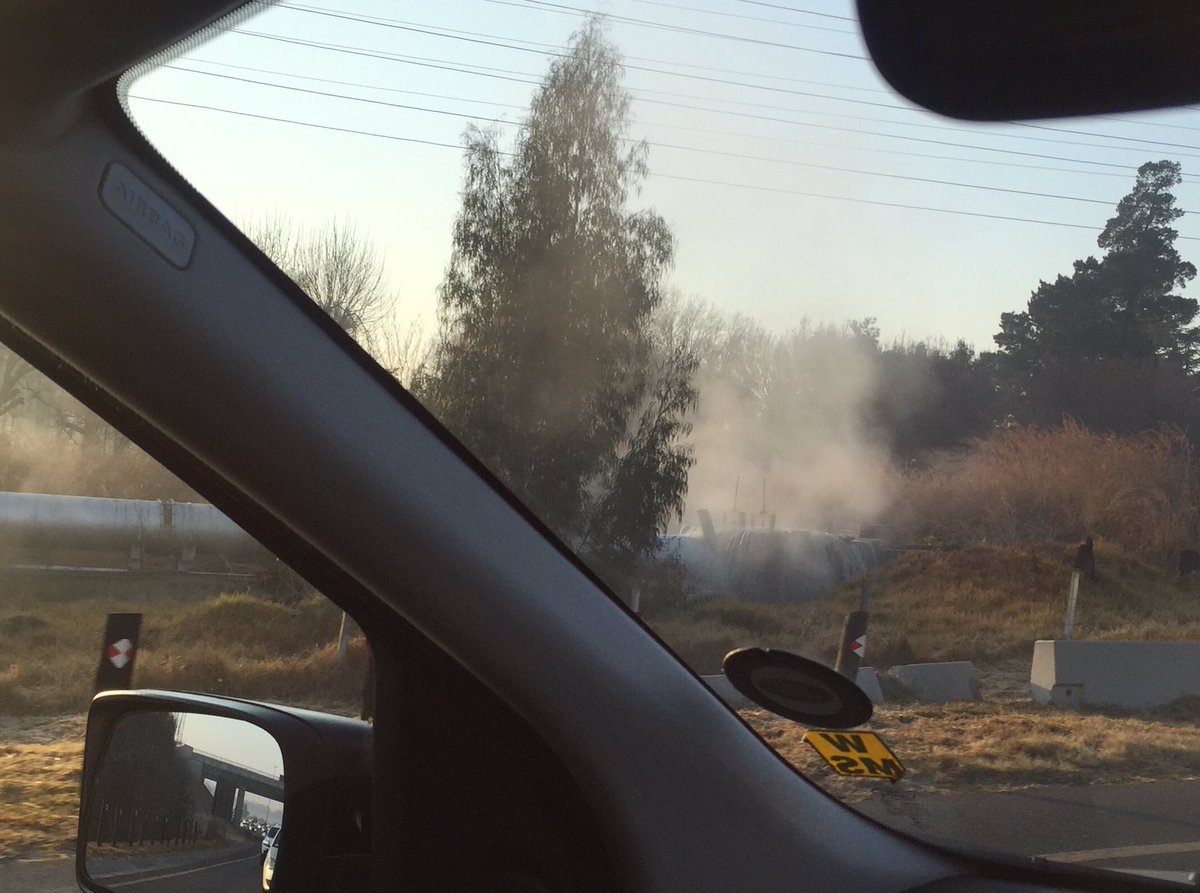 jacquesr365's tweet photo. @JHBWater nice steaming mess pouring into the Jukskei. https://t.co/mCOPEXcDNa