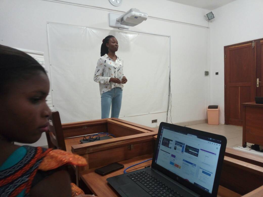 stylineagbaz's tweet photo. J4 #FormationJASRPF #Bénin.@MylneFlicka 😍 avec nous pour astuces et partage d'expériences en blogging @EtriLabs @OSCPFAFRIQUE @IntraHealth https://t.co/an0fhlswZi