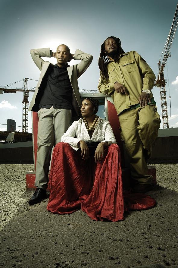 Sowetan1981's tweet photo. Bongo Maffin 'in talks' to reunite. https://t.co/mYMxIjPcqu https://t.co/OmlHxp1bGo