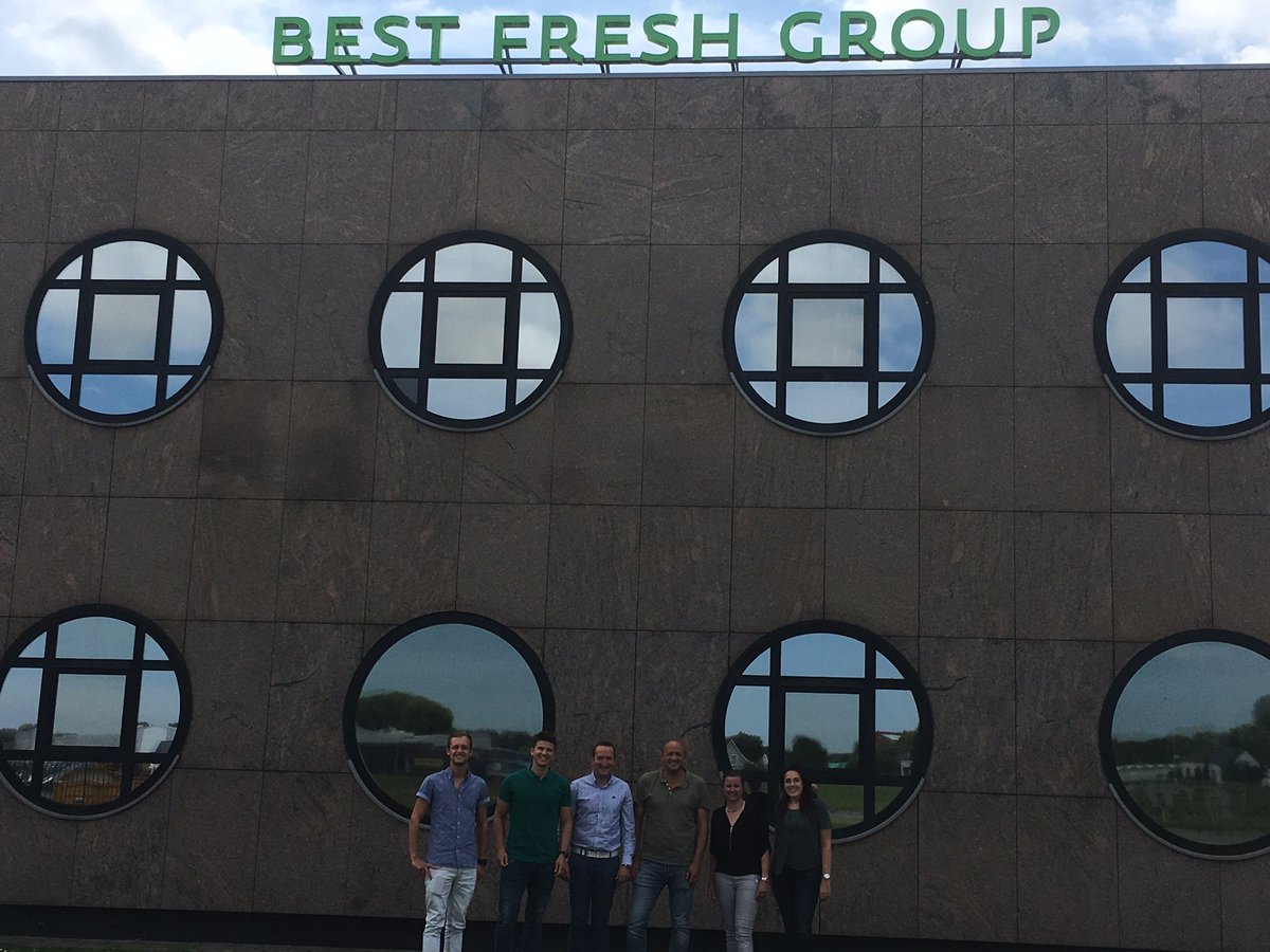 Ze zijn er weer! De enthousiaste bestuursleden van de Best Fresh Foundation op #beursvloerwestland #matchen