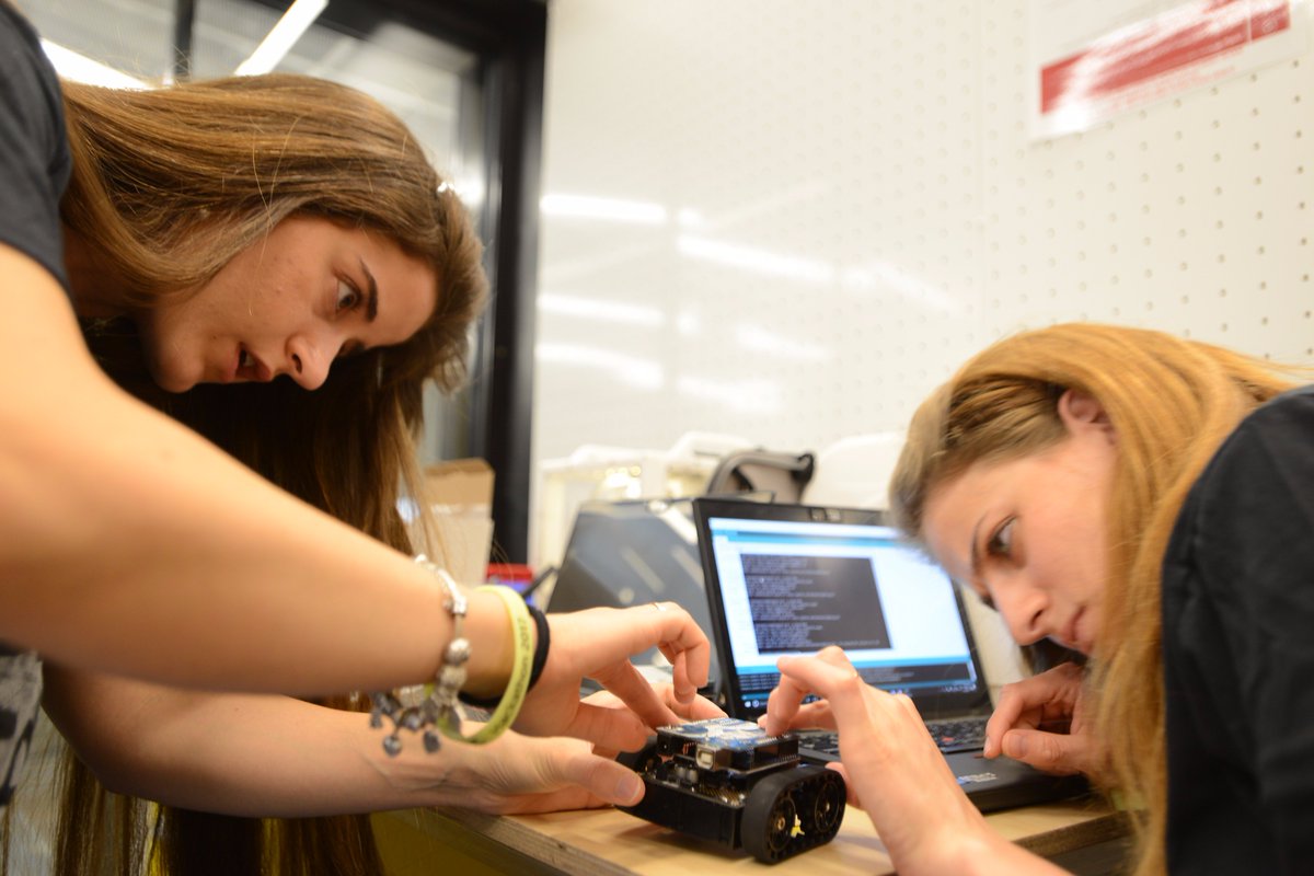 Microsoft IL R&D tweet media