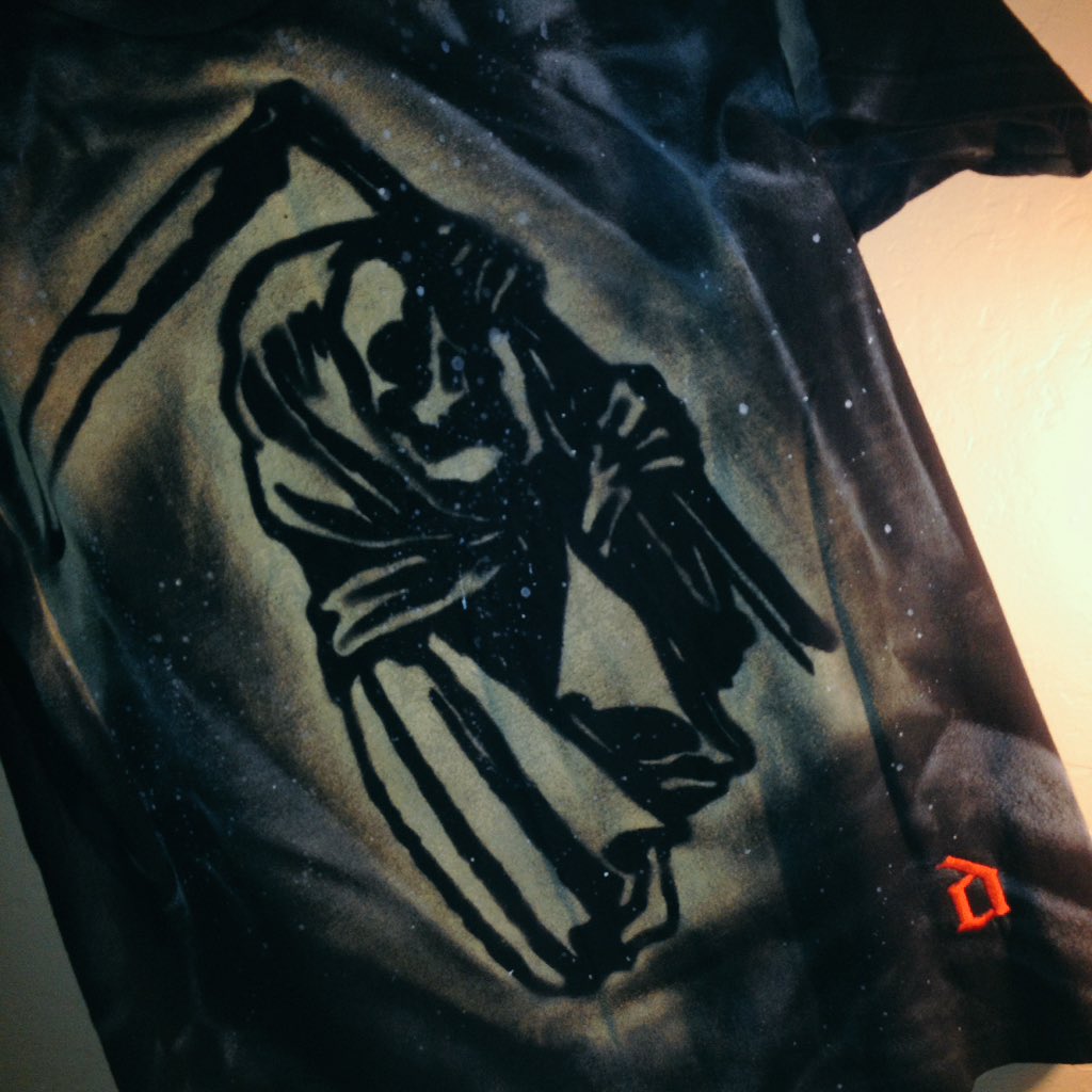 dodi_nomics's tweet photo. SHOULD WE DO IT TO EM' @dodi_nomics x @shopghostdenim #SAMPLE #DODIxGHOSTDENIM https://t.co/A31ynzMXss