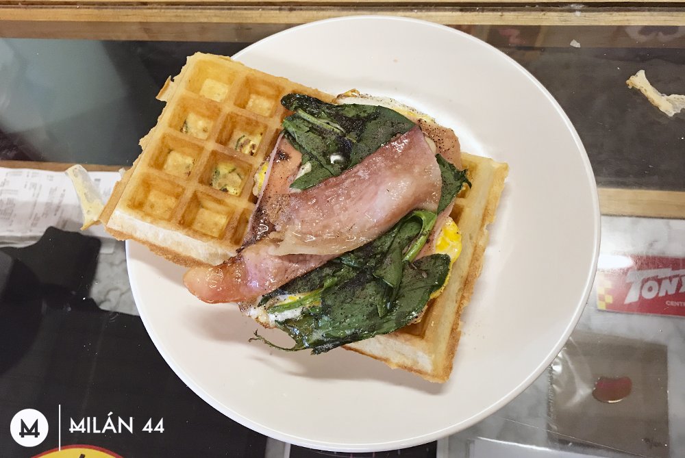 ¿Ya probaste el Breakfast Waffle de <a href="/hollywaffles_mx/">Holly Waffles</a>?  Te esperamos en #Milán44.😋