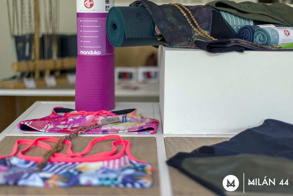 En <a href="/BlancoYoga/">BLANCO YOGA</a> encuentras todo lo necesario para tus clases. 😍