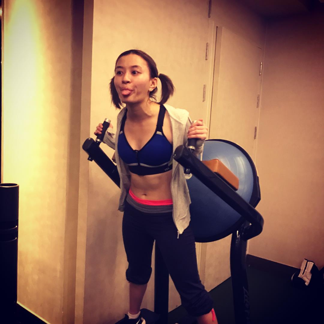 MyanmarStars's tweet photo. Today #WittHmoneShweYee #KitKit at Gym 
#MyanmarStar https://t.co/FFZOaJNqJY