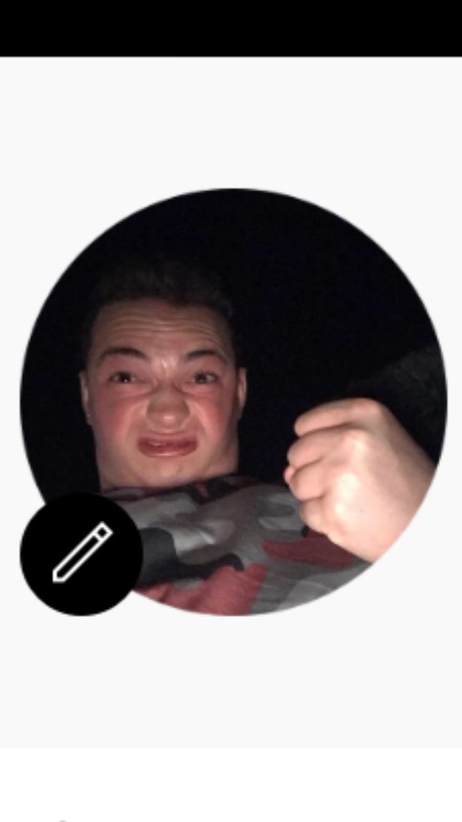 Lance210's tweet image. I've just had 3 Uber drivers cancel on me.. I wonder why?