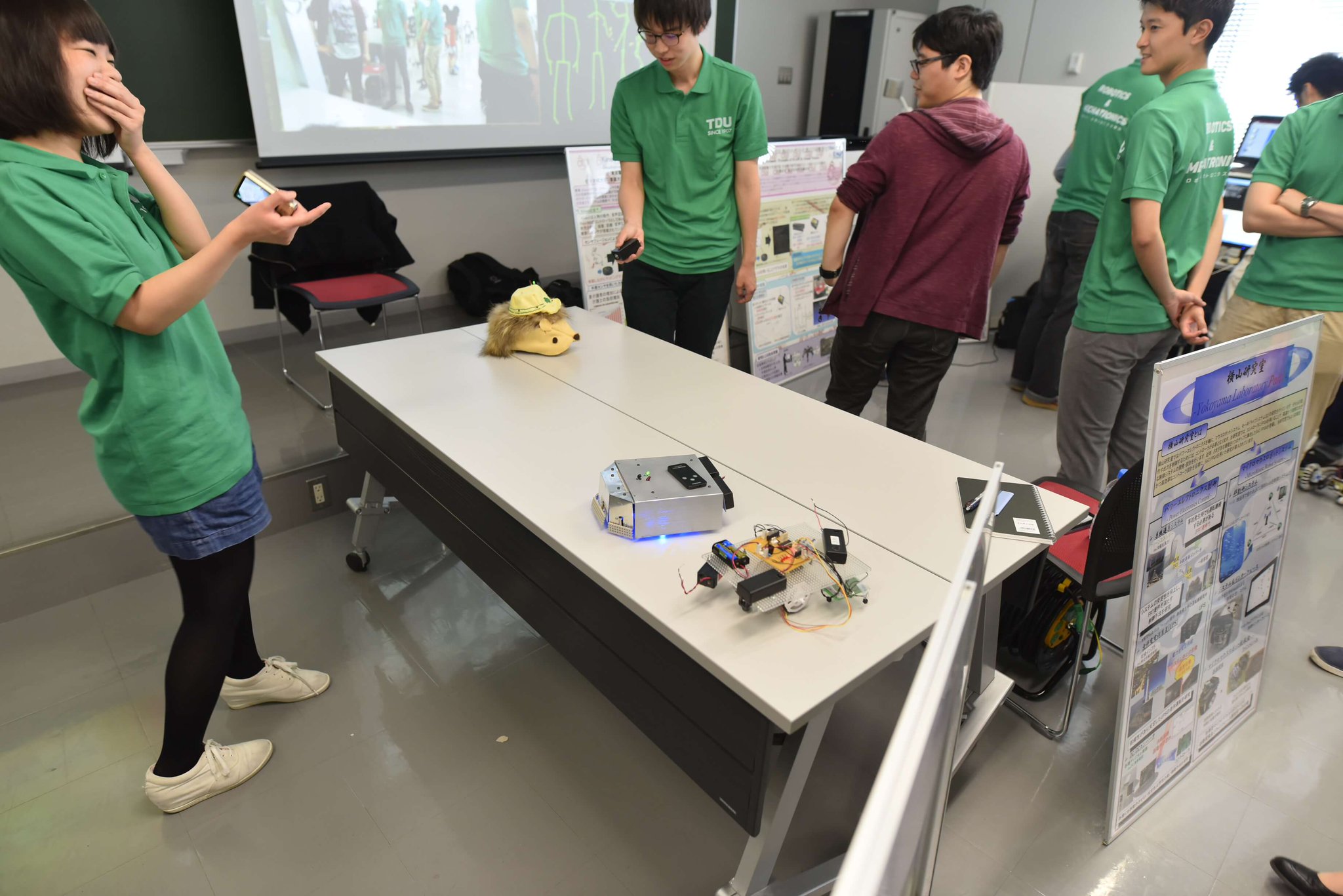 東京電機大学入試センター Ar Twitter 各学科のワークショップは 2 工学部 先端機械工学科 Cadを使ってみよう 未来科学部 ロボット メカトロニクス学科 やってみよう ロボメカ実験 音声でロボットを動かそう エレベータを動かそう 東京電機大学入試センター Ar Twitter 各学科のワークショップは 2 工学部 先端機械工学科 Cadを使ってみよう 未来科学部 ロボット メカトロニクス学科 やってみよう ロボメカ実験 音声でロボットを動かそう エレベータを動かそう
