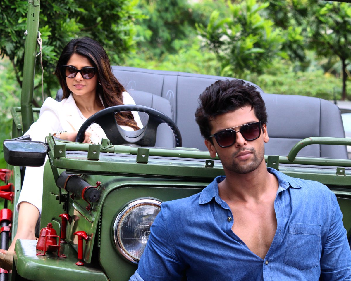 sssikander2's tweet photo. #throwback #beyhadh https://t.co/3XKogmwLyG