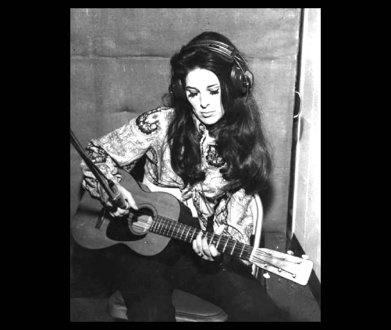 Happy Birthday to Bobbie Gentry, born this day in 1944 