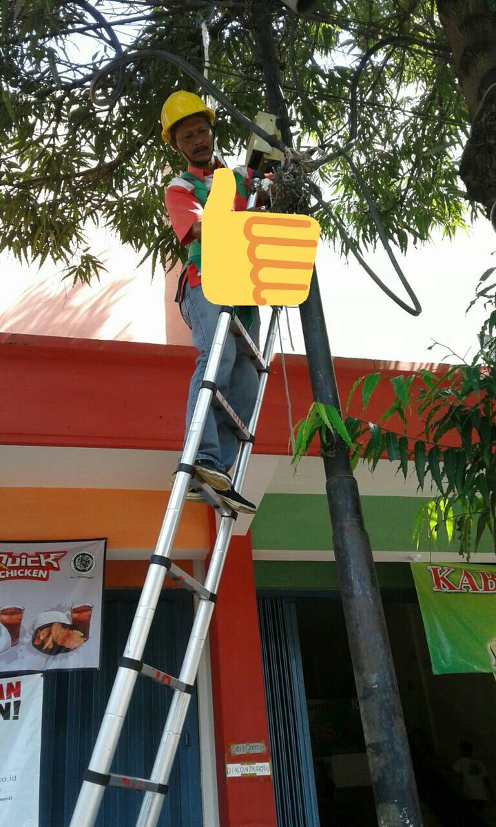 dwibu2013's tweet photo. @parwi66 @_funtastic5 @CCMTREG5 @IndiHome_5 #ccmkickoff #WITELGSK
Action IMA 2 Pembenahan Jaringan Fiber Optic ( Bersih Indah Rapi ) https://t.co/wWnyqfqzIt
