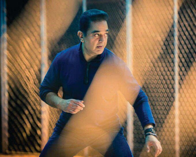 kapil_lakshith's tweet photo. Yeah... my man he is 62 years old... 😍😍😍😍

#Thalaivan_Irukkiran.

#Universal_star @ikamalhaasan https://t.co/TD5Qcem8Y0