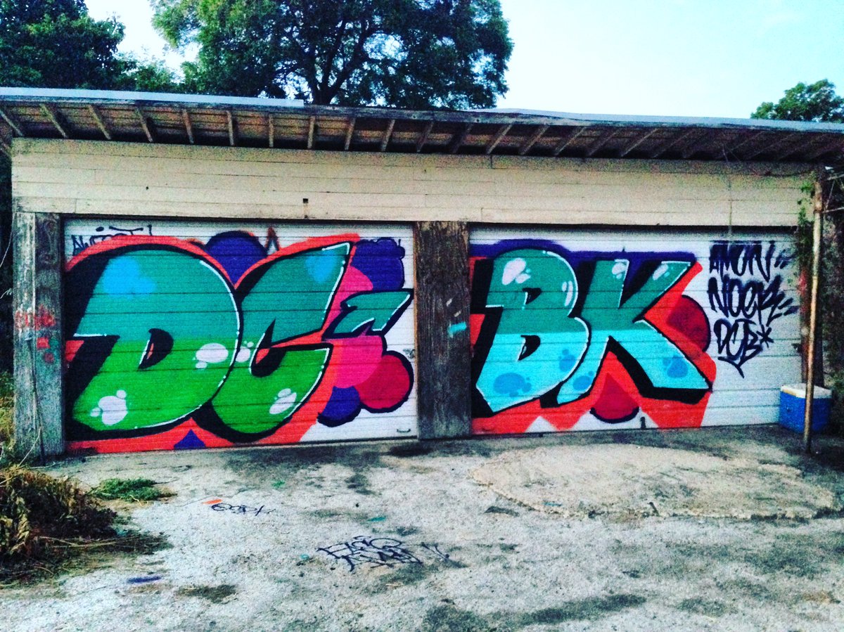 _Noersz's tweet photo. Gang shit.... #dcbk https://t.co/G6bGl6JvqC