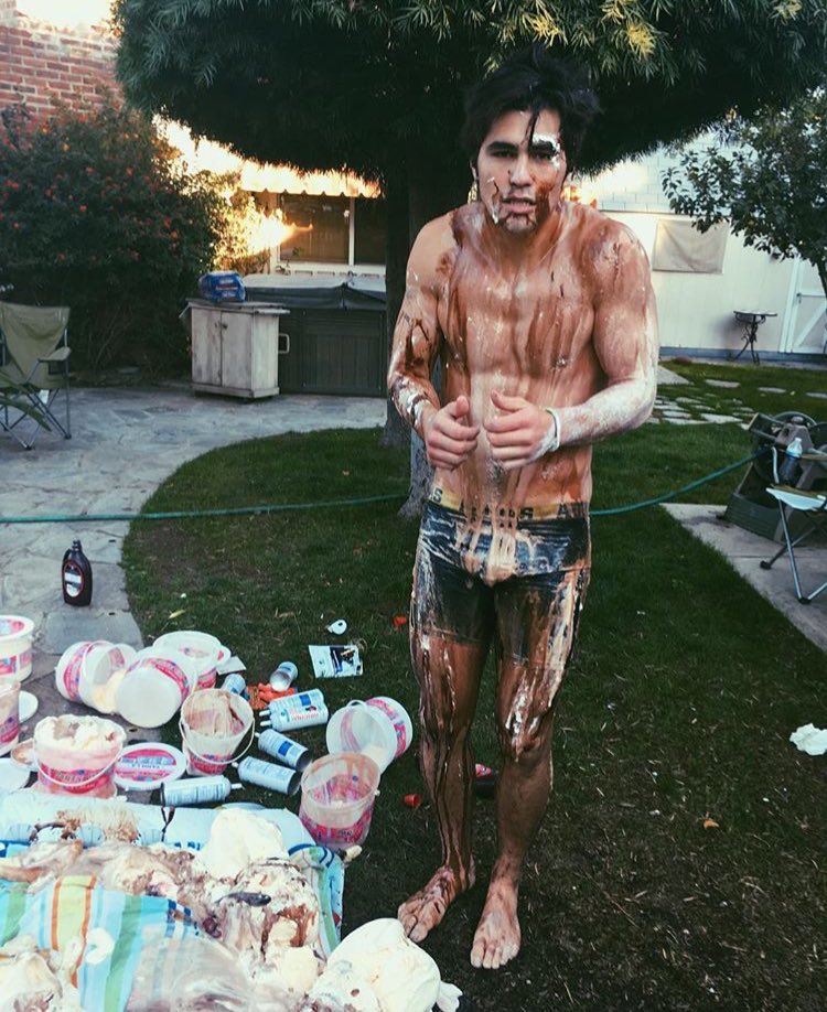 ~Restart~
FC- Todd Smithy
Married to <a href="/PccketRccket/">ABR.</a>
Father of two. 
Youtuber/Model