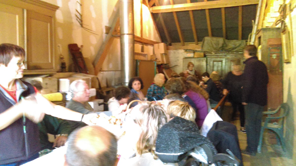 apf_88's tweet photo. MERCI aux référents du groupe APF de St-Dié pour ce BBQ! 37 personnes réunies malgré le mauvais temps! Envie de venir au groupe? 0329291061 https://t.co/aphRZz3yXZ