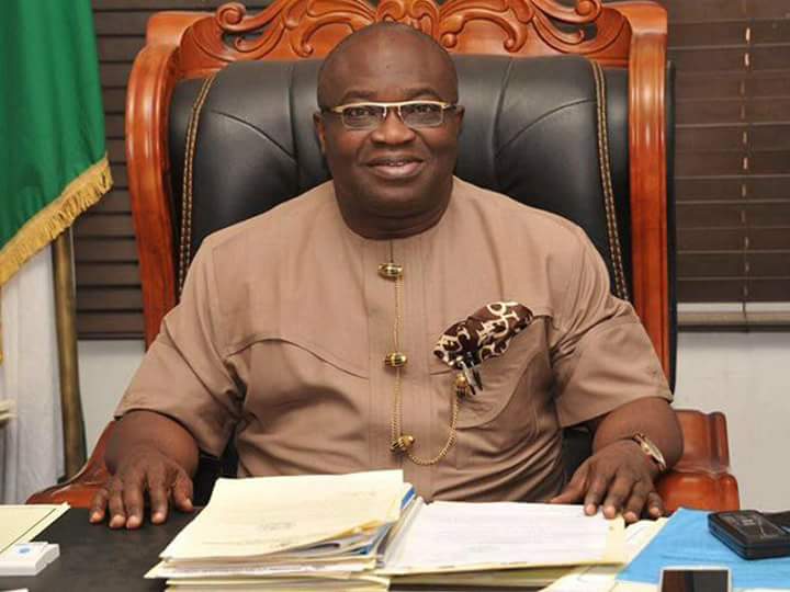 aba_directory's tweet photo. #HeadlineNews Abia Govt begins free three months training on furniture making in Aba today. https://t.co/6WZYEcundf
