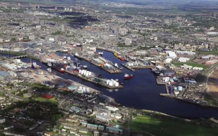 GleedsGlobal's tweet photo. Carillion's risky road shows the shocks of building for the long term. @Richard_Steer discusses with @TelegraphNews https://t.co/Dh3lwUoYg9 https://t.co/6yihn9xcNm