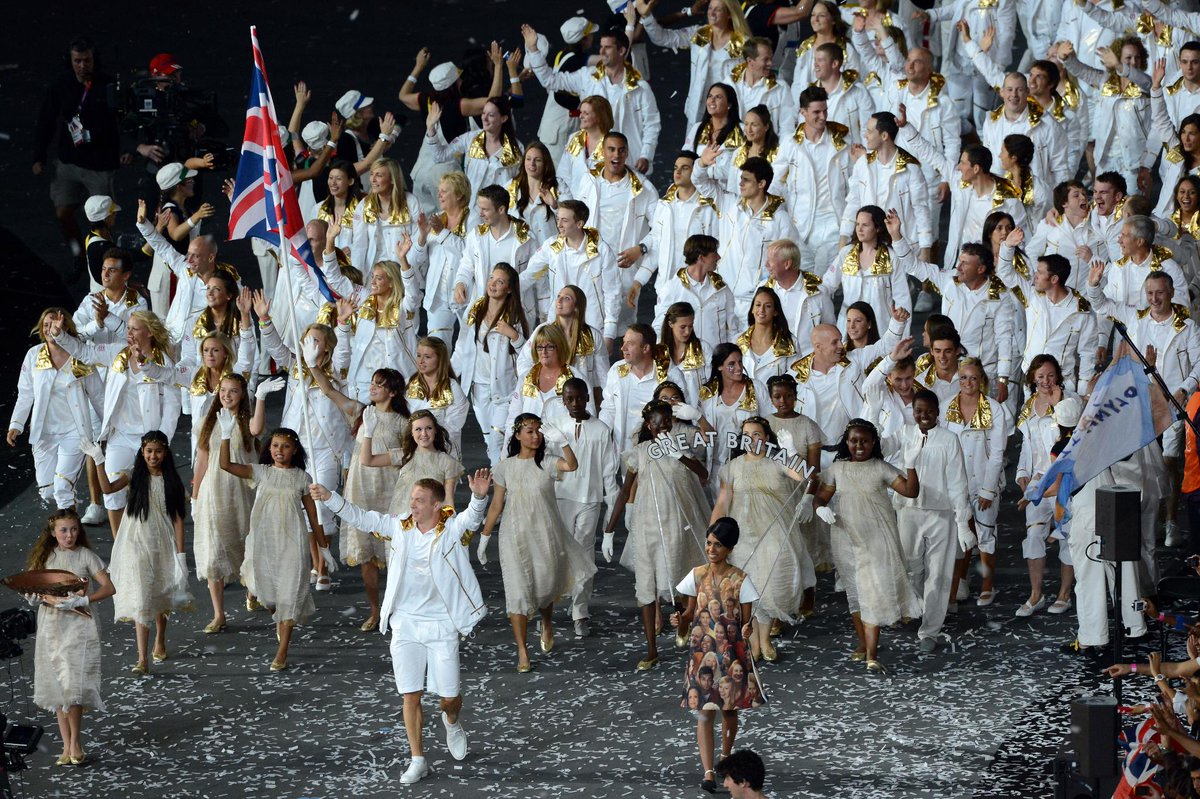 TeamGB's tweet photo. 💥 On this day 5 years ago, London 2012 opened its doors!

What are your best memories from the Games? Use #TeamGB and we'll RT the best! https://t.co/n7Kccp17nz