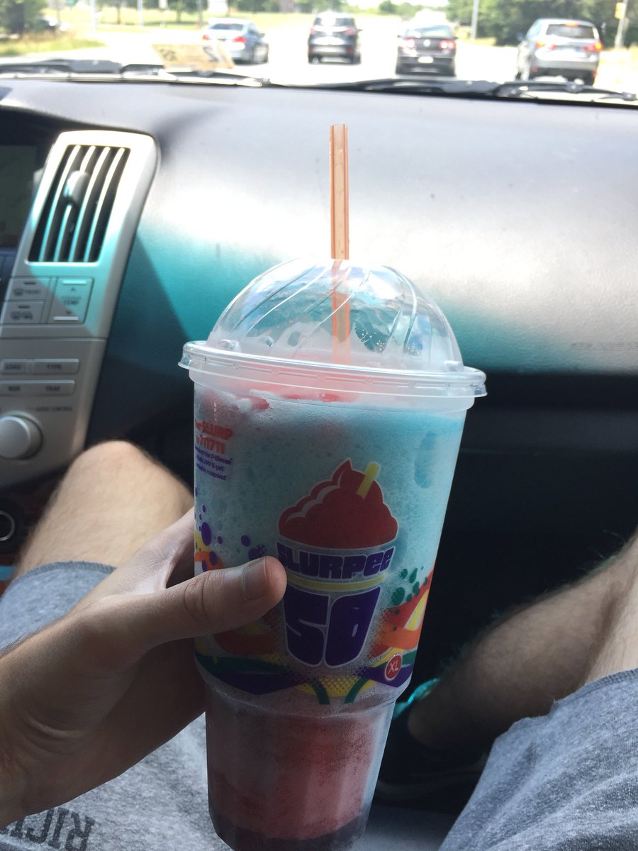 stephenhalphen's tweet photo. RT for this Slurpee
Like for Sniperwolf https://t.co/fochoEldTC