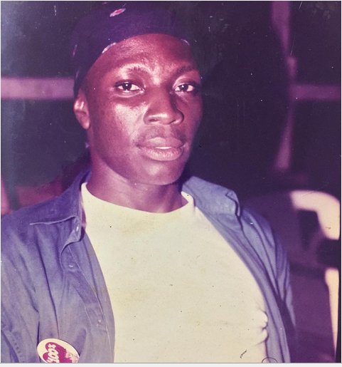 R2_TV's tweet photo. Which of these Nigeria Comedians can you recognise/name ?
#ThrowbackThursday
#BloggersRound
#R2TVBreakfastShow https://t.co/Q4dHs9Yosz