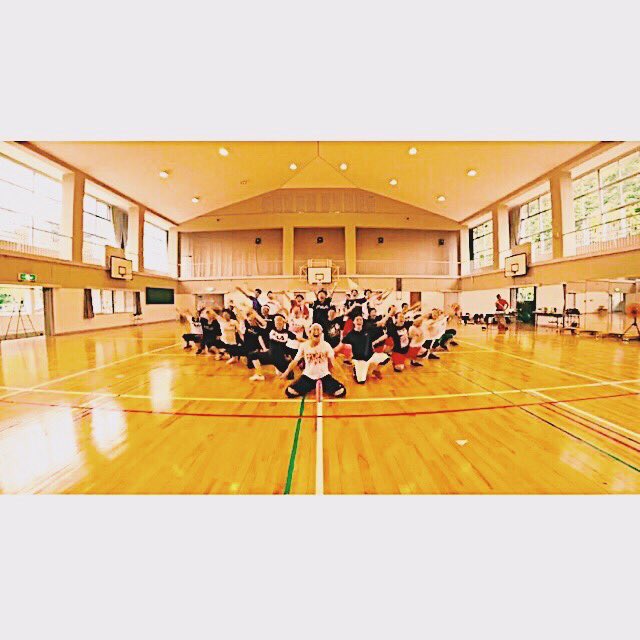 JOKE___bot's tweet photo. おめでとうSDC！！！！！！！！
自慢の後輩です！
パシフィコでも全力で！！ https://t.co/8xNJddXVbc