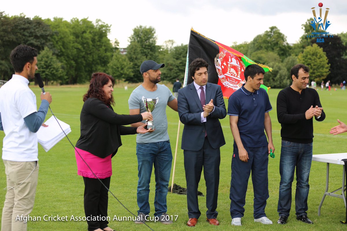 AfghanCricket_A's tweet photo. A big thank you to our special guests for the final of #ACAcup2017 and presentation #AsifNoorzai #DrTarakay @NoorAliZadran @showstarboxer https://t.co/d4mJzltKIO