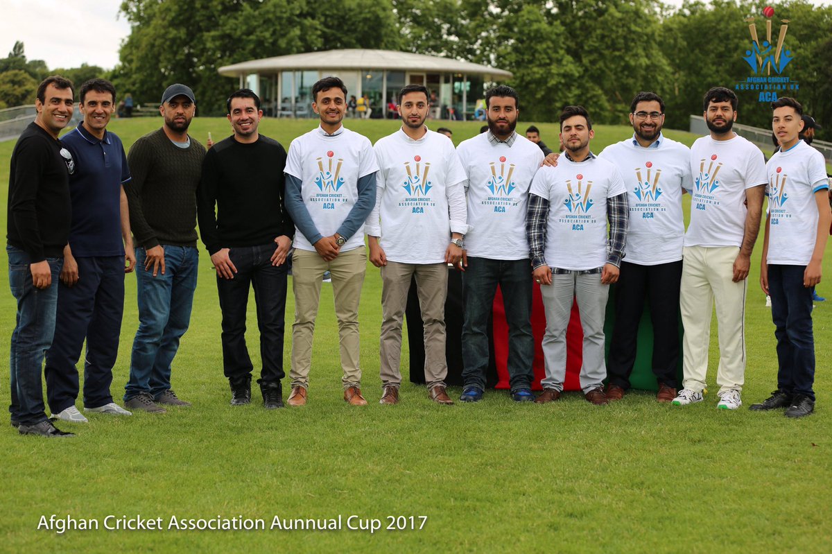 AfghanCricket_A's tweet photo. A big thank you to our special guests for the final of #ACAcup2017 and presentation #AsifNoorzai #DrTarakay @NoorAliZadran @showstarboxer https://t.co/d4mJzltKIO