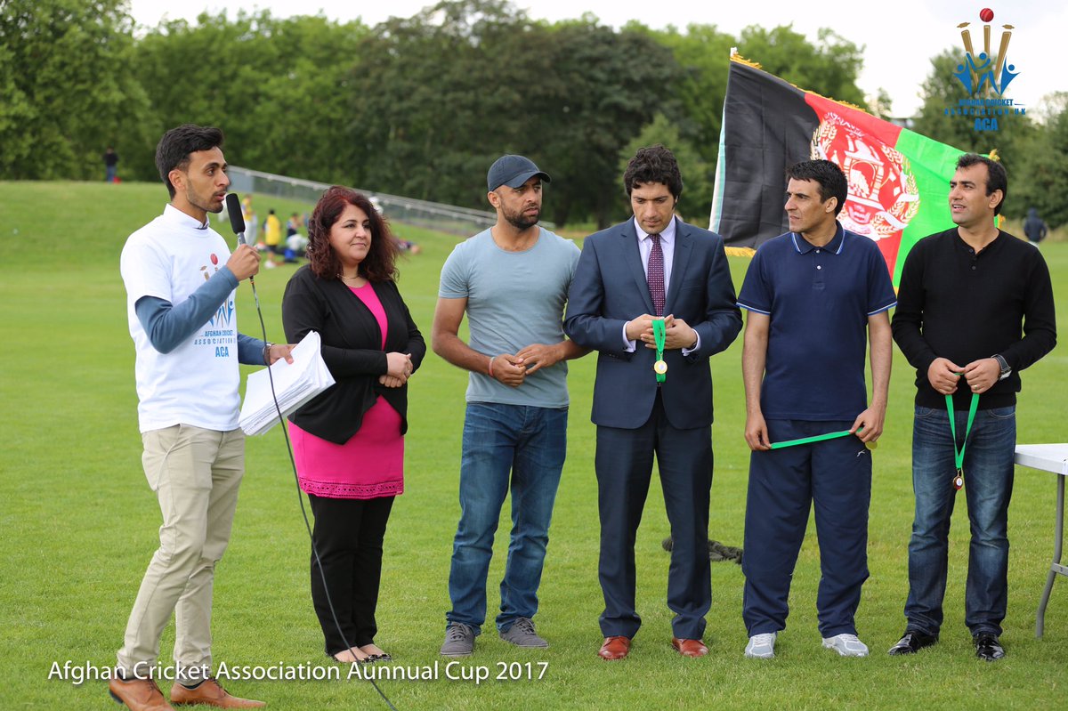 AfghanCricket_A's tweet photo. A big thank you to our special guests for the final of #ACAcup2017 and presentation #AsifNoorzai #DrTarakay @NoorAliZadran @showstarboxer https://t.co/d4mJzltKIO