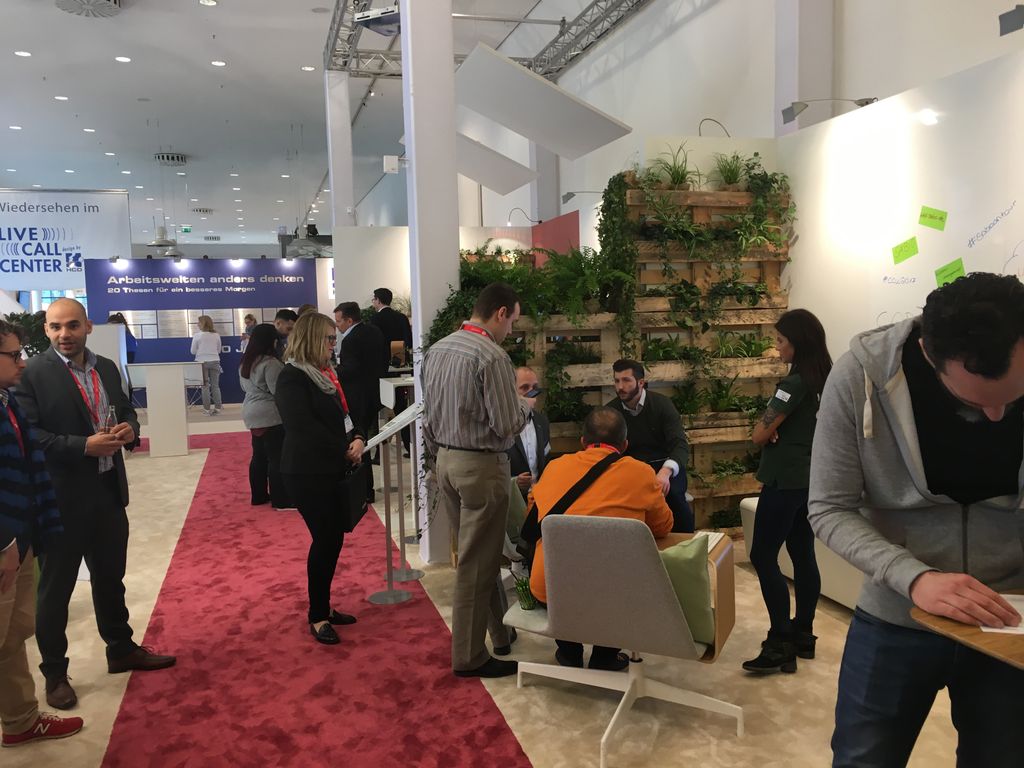 ExpoTor's tweet photo. #ExhibitorsQuestion Crappy shop? Are you stopping by? Crappy #exhibition #booth? Should your potential client stop by?#SmartBooth #ExpoStand https://t.co/TA48Oj6mIR