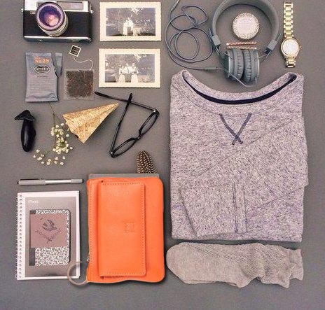annayrobert's tweet photo. Boring looks? Add some orange! // Un look aburrido? ¡Añádele naranja! https://t.co/ze5r55ZNut