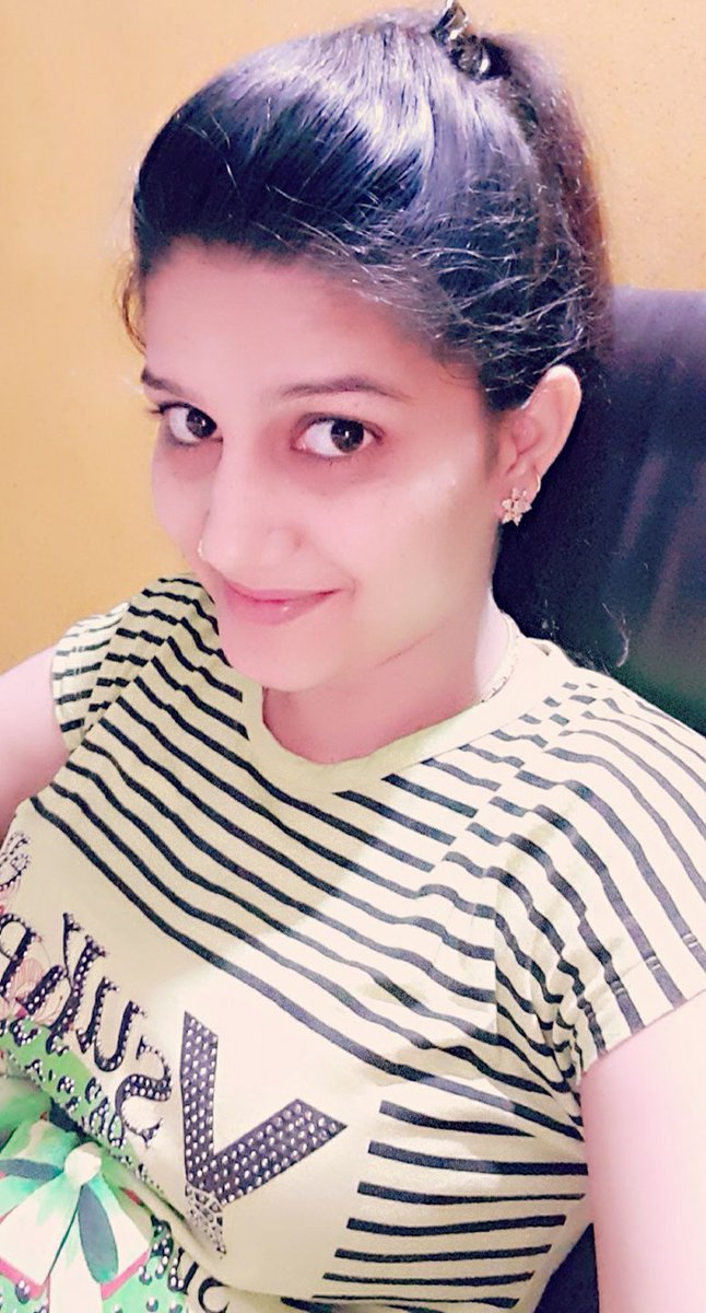 Sapnadancerhr's tweet photo. Share !! Like !! Support and visit https://t.co/NteBOBVrbz #Sapna #sapna_chaudhary #sapna_dance #Sapna_videos #sapna #sapna_songs https://t.co/g9G17C0TlL