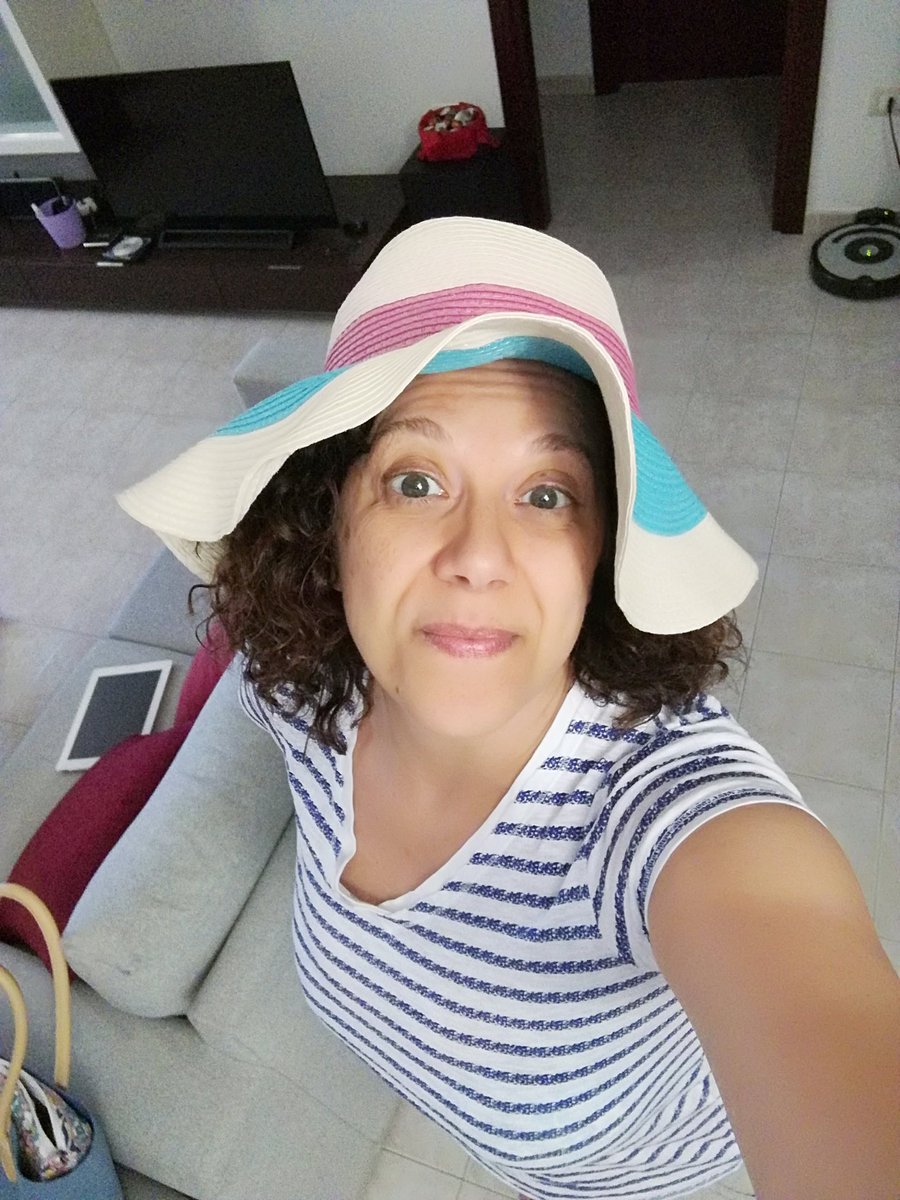 moniflobilly's tweet photo. #Capello
#mare
#costume
#Business
#chicas
#vita_sana https://t.co/TF2qvLei30