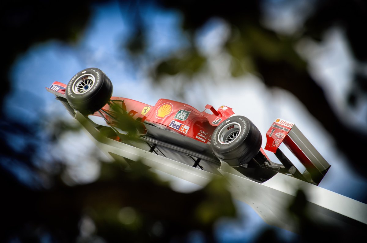 christoph917's tweet photo. Central sculpture @fosgoodwood 2017 #Goodwood #FoS17 #sculpture #GrandPrix #F1 https://t.co/lcO71GySS2