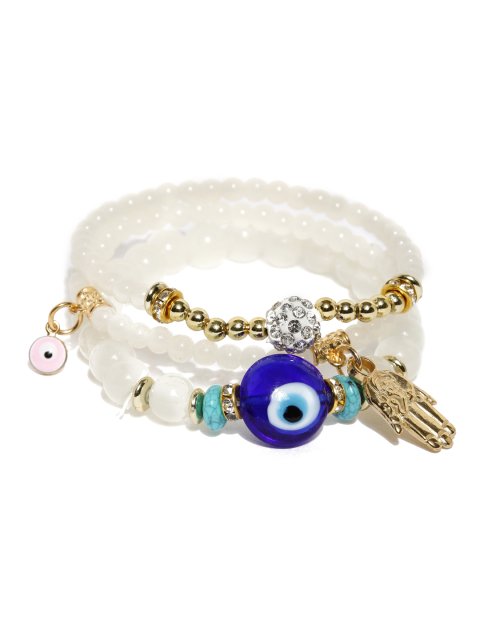 toniQtalk's tweet photo. #Bhai, Choose from some colorful #braclets this #rakhi and gift your #sister something special. Shop now at https://t.co/ZWbef4yVOu https://t.co/UuOWlzx1Cc
